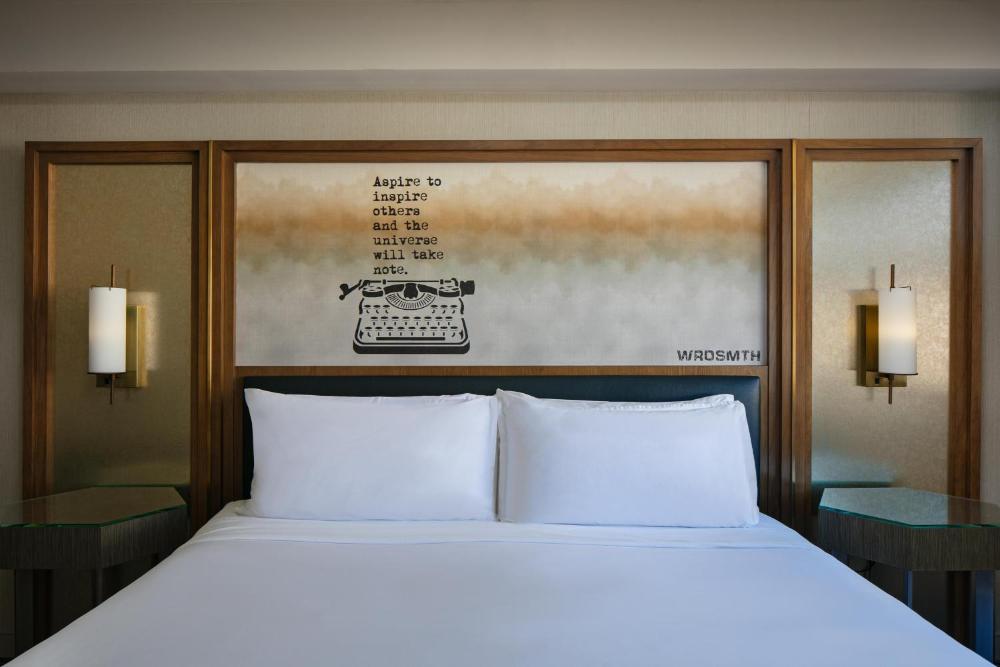 King Room interior